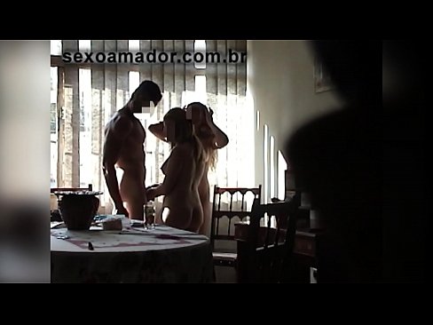 ❤️ Babaturan séks ngajak saurang lalaki raksasa sareng tiluan sareng anjeunna video seks dina su.teatroporno.ru ❌